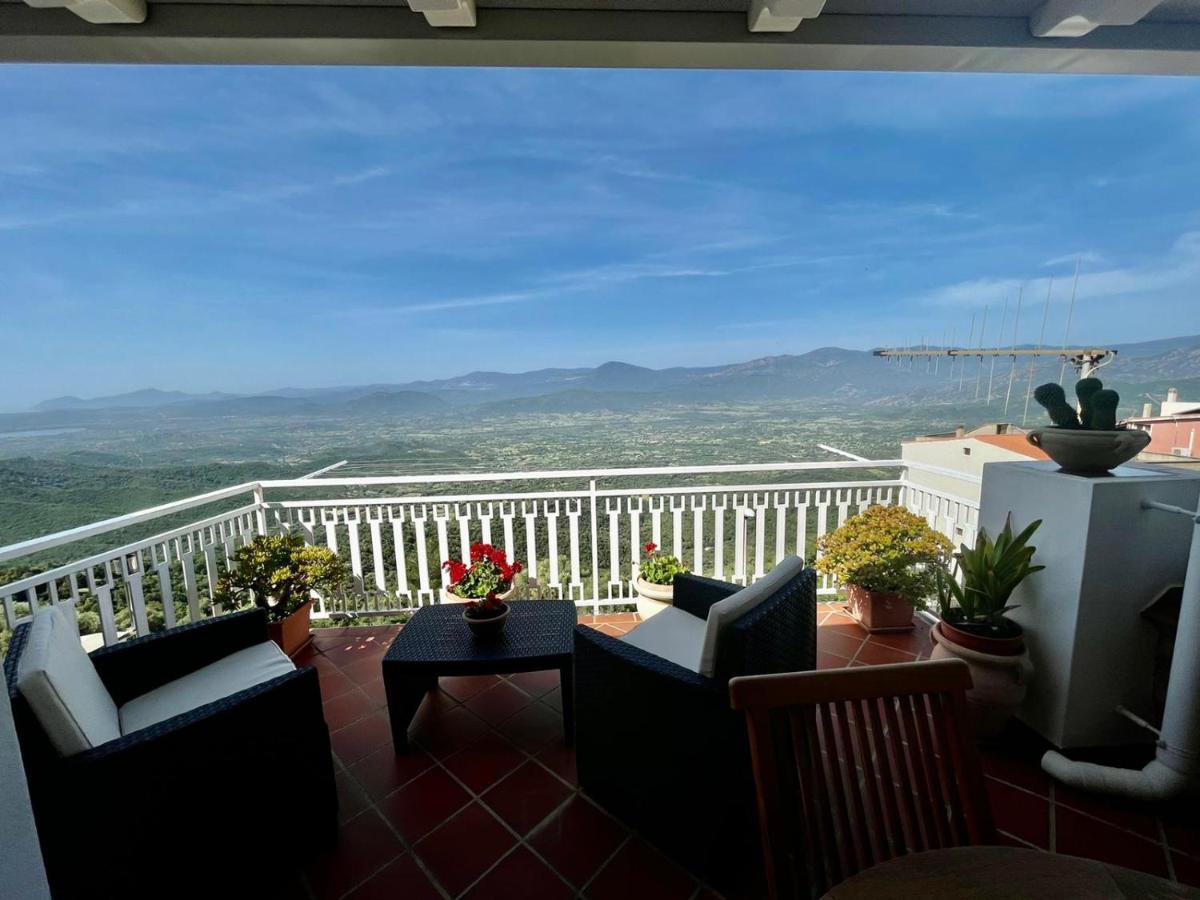 Appartamento Con Vista Panoramica Baunei Exterior foto